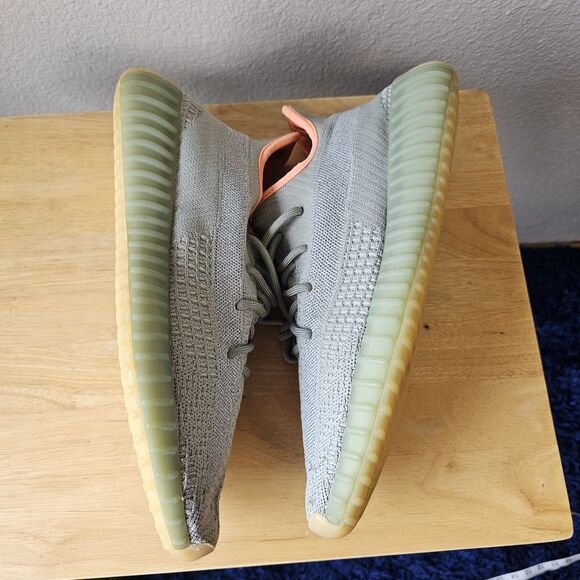 adidas Yeezy Boost 350 V2 Men\'s Size 12 Desert Sage Comfortable Lightweight S158 main image 10